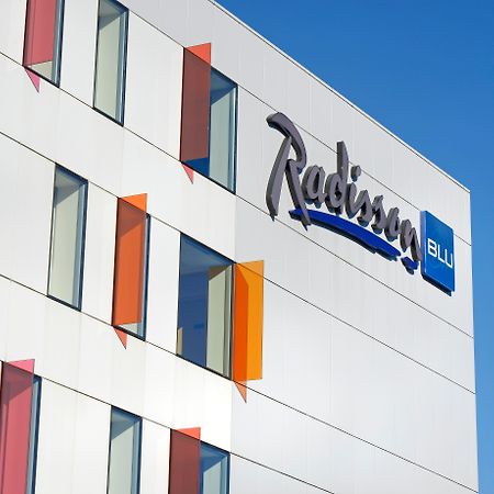 Radisson Blu Hotel Toulouse Airport Blagnac Exterior photo