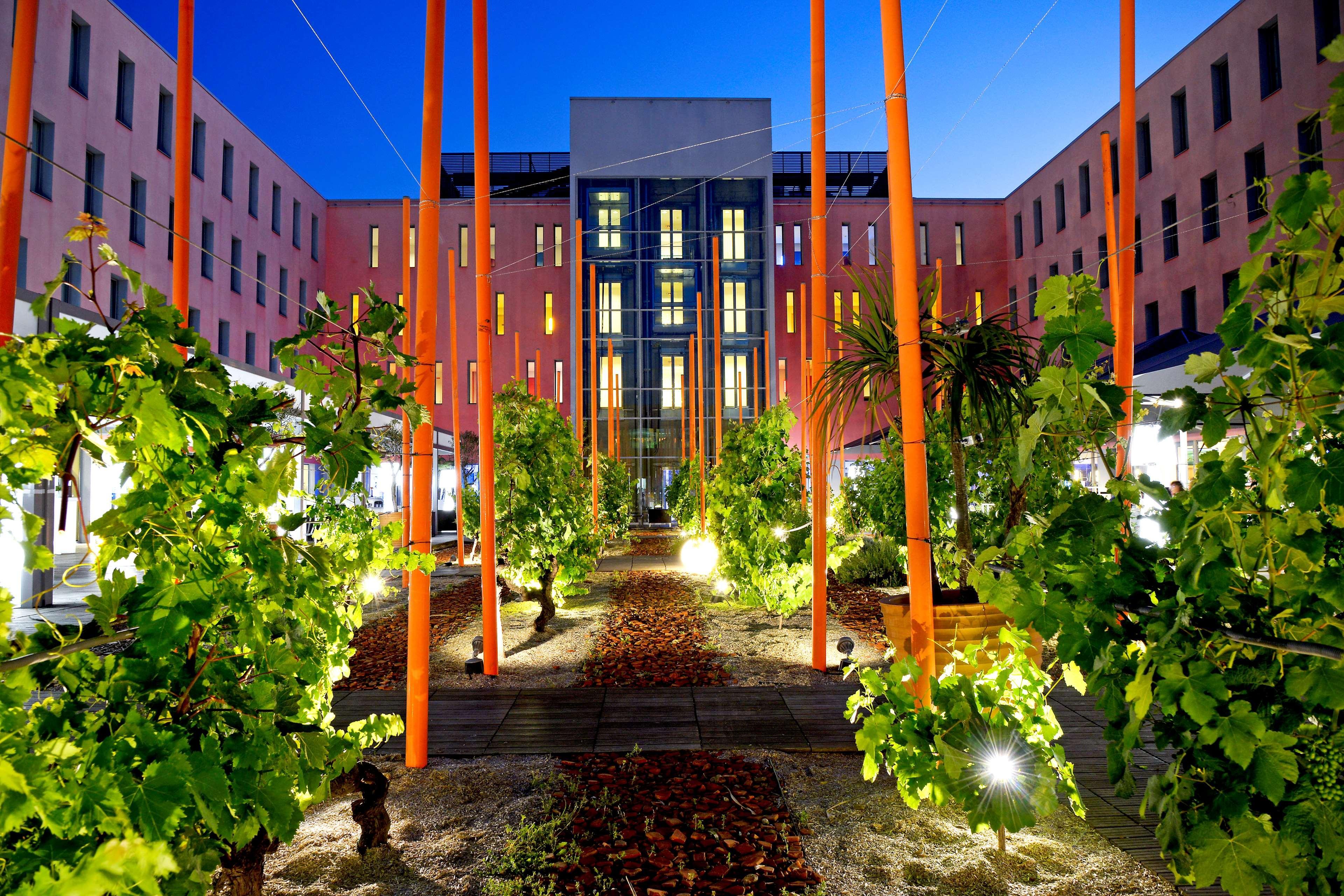 Radisson Blu Hotel Toulouse Airport Blagnac Exterior photo